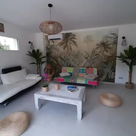 Giens La Madrague Villa 85 M Swimming Pool Garden Parking And Sea View ヴィラ *
